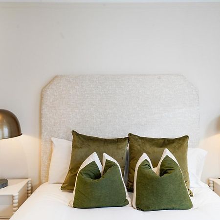 Spacious And Modern 4 Beds Home In Kensington ロンドン エクステリア 写真