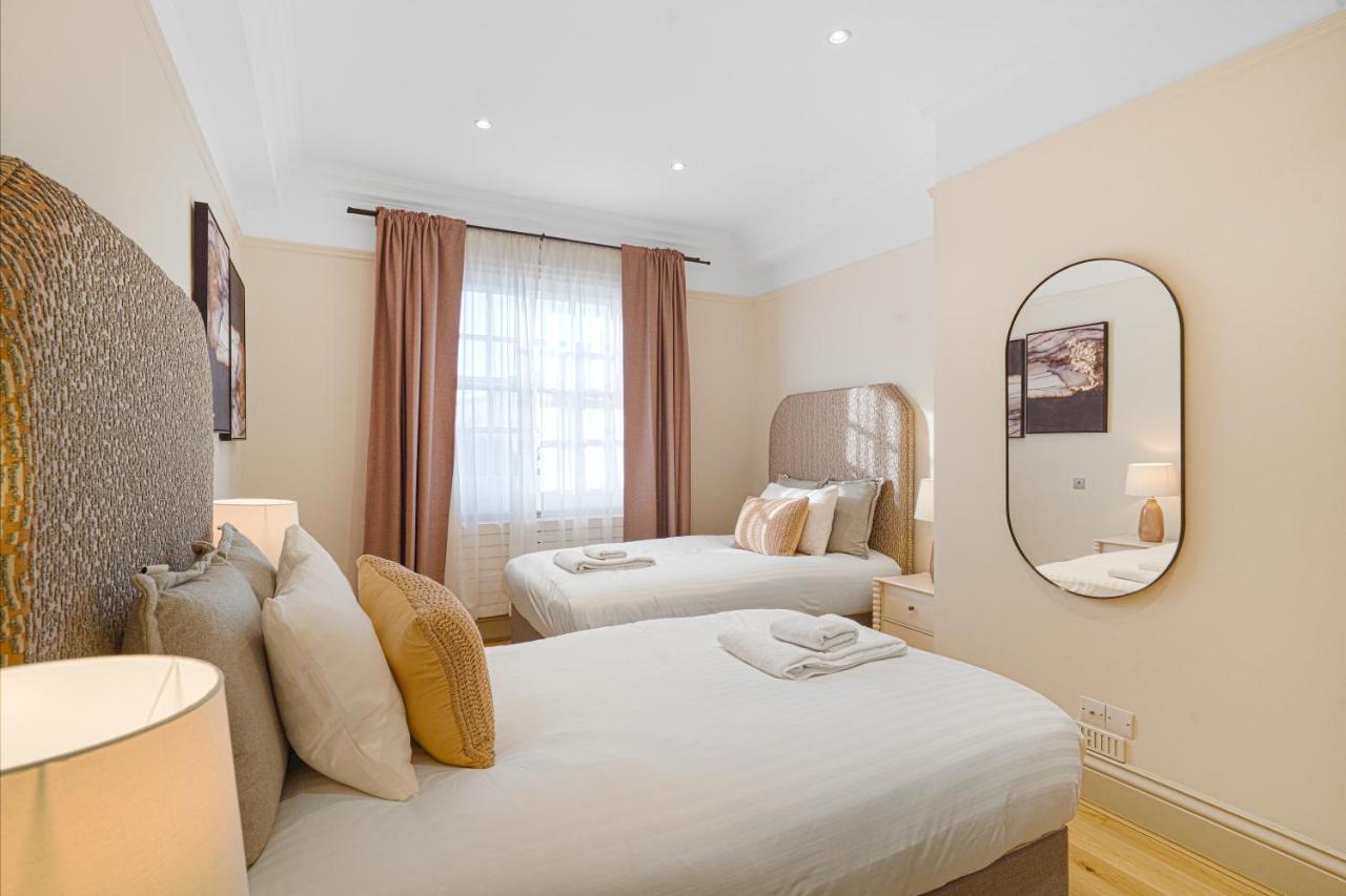 Spacious And Modern 4 Beds Home In Kensington ロンドン エクステリア 写真