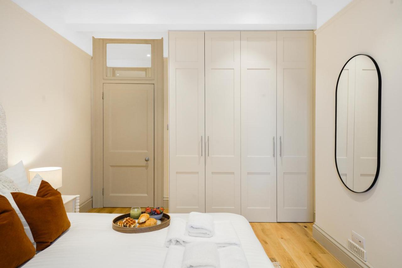 Spacious And Modern 4 Beds Home In Kensington ロンドン エクステリア 写真