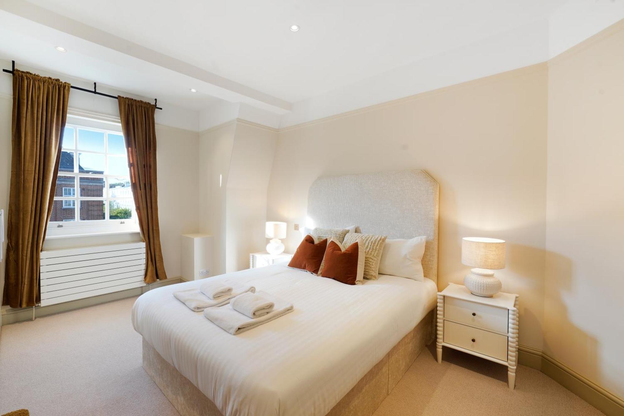 Spacious And Modern 4 Beds Home In Kensington ロンドン エクステリア 写真