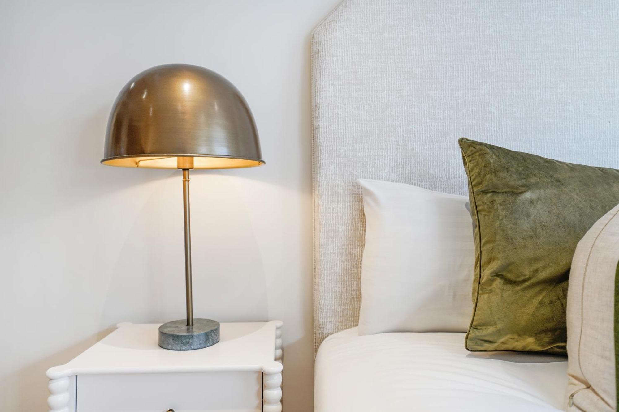Spacious And Modern 4 Beds Home In Kensington ロンドン エクステリア 写真